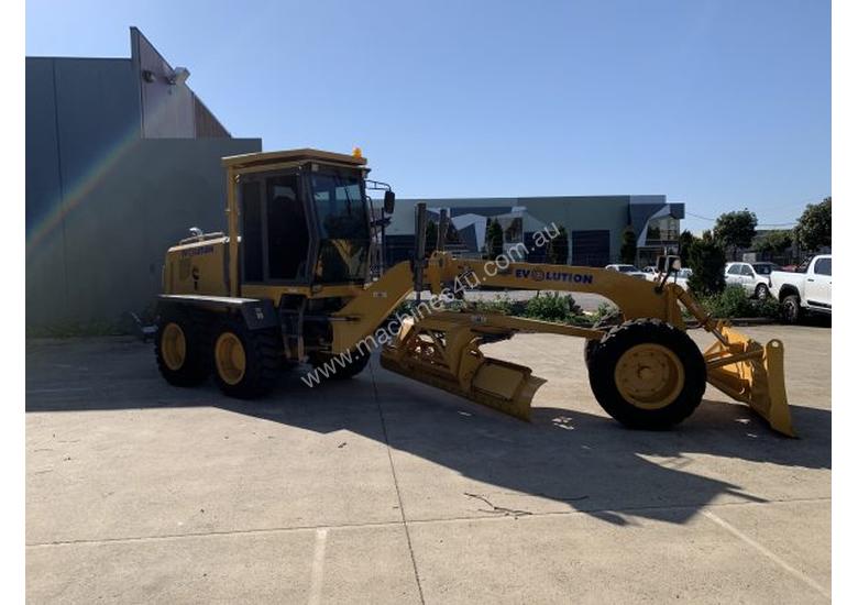 caption 2019 Brand New EVOW125RG Wheel Road Grader