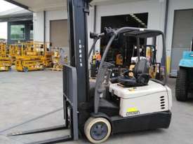 Used Crown 1675kg Electric Forklift - picture0' - Click to enlarge