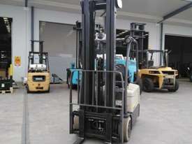 Used Crown 1675kg Electric Forklift - picture2' - Click to enlarge