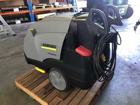 Karcher Pressure washer - picture1' - Click to enlarge