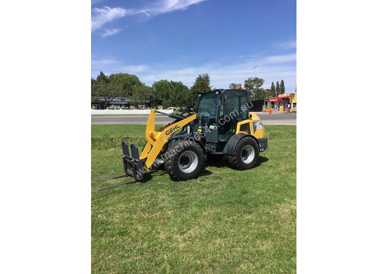 New 2016 gehl Gehl AL750 articulated loader Articulated Mini Loaders in