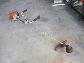 Stihl FS250 Brush Cutter - picture2' - Click to enlarge