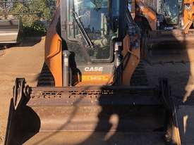 2016 CASE TR270 CAB COMPACT TRACK LOADER  - picture1' - Click to enlarge