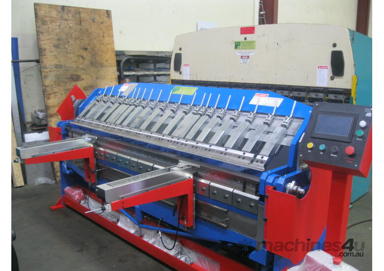 SHAW -  Model Panbrake 2450mm x 4mm with Ball Screw Front Gauge 