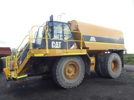 Caterpillar 773F Water Truck - picture0' - Click to enlarge