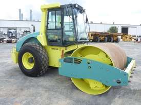 USED AMMANNASC100D 10T SMOOTH DRUM ROLLER WITH FULL CABIN AND LOW 150 HRS - picture0' - Click to enlarge