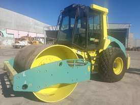 USED AMMANNASC100D 10T SMOOTH DRUM ROLLER WITH FULL CABIN AND LOW 150 HRS - picture2' - Click to enlarge