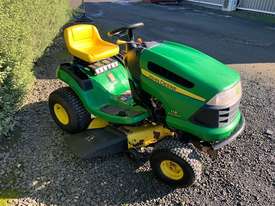 John Deere LA115 Ride on Lawn Mower - picture1' - Click to enlarge