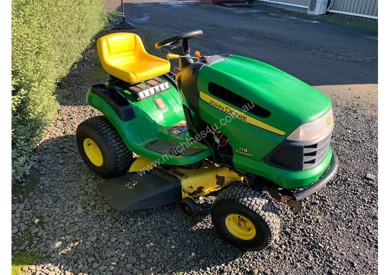 Used 2006 John Deere LA115 Lawn Mowers in , Listed on Machines4u