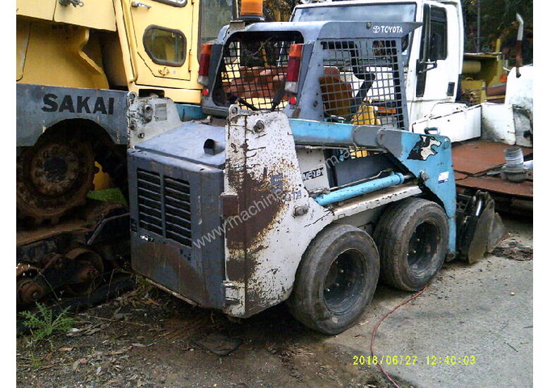 caption 4SDK-5 Toyota , 4in1 bucket , good condition