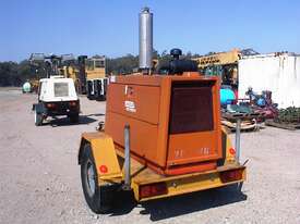 Lincoln SAM400 diesel welder generator - picture0' - Click to enlarge