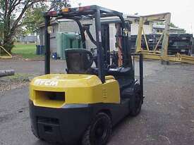 TCM 3Ton FD30T3 Container Entry (2.9m Lift) Diesel Forklift - picture0' - Click to enlarge
