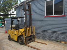 Hyster 2.5 ton LPG, Cheap Used Forklift #1573 - picture0' - Click to enlarge