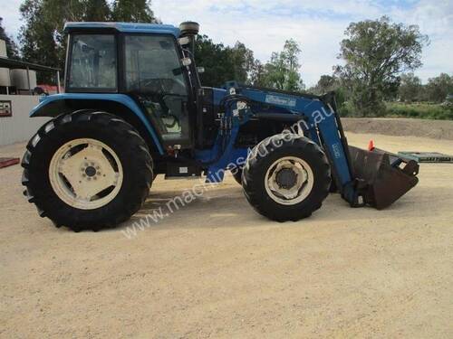 New Holland TS115