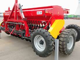 Seed Drill Double DISC - picture1' - Click to enlarge