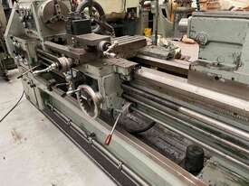 Taiwan Centre Lathe - picture0' - Click to enlarge