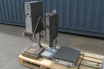 2 x Branson Sonifier Plastic Ultrasonic Welder wtih Power Supply