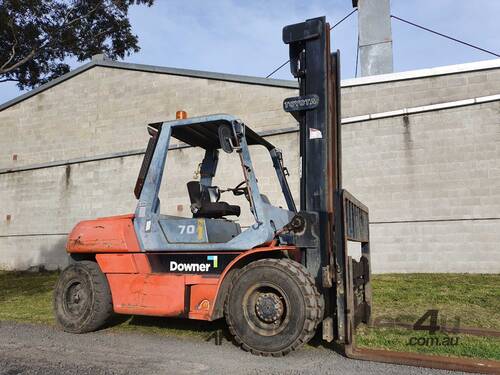 Toyota 7 tonne Fork Lift