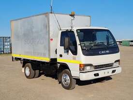 Isuzu NPR 200 - picture0' - Click to enlarge