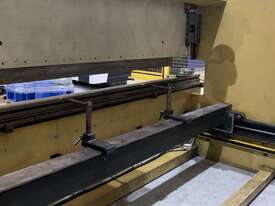 Used CNC Pressbrake - picture2' - Click to enlarge