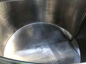 2,800ltr Jacketed Stainless Steel Tank - picture2' - Click to enlarge