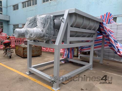 caption Telford Smith Debaler NEW
