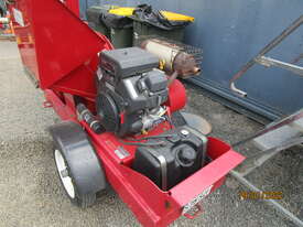 TORO BC-25 Chipper - picture0' - Click to enlarge