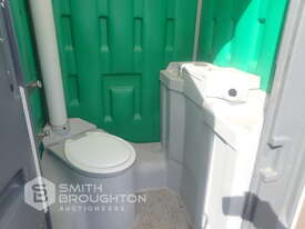 FORM IT PORTABE TOILET - picture1' - Click to enlarge