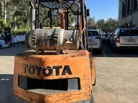 Toyota Forklift 4.5T, 5m Mast, LPG - picture0' - Click to enlarge