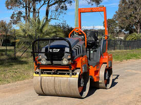 Hamm HD12 Vibrating Roller Roller/Compacting - picture0' - Click to enlarge