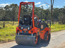 Hamm HD12 Vibrating Roller Roller/Compacting - picture2' - Click to enlarge