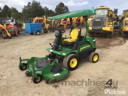 2017 John Deere 1570 Terrain Cut