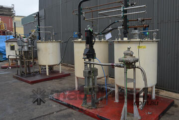 600L HYDRAULIC drive agitated paint mix tank Drexelbrook level capacitive transmitter