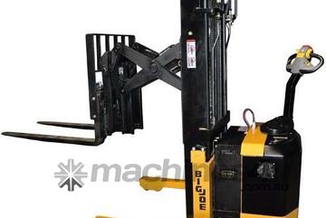 POWER DRIVE WALKIE REACH STACKERPDSR30 POWER DRIVE WALKIE REACH STACKERPDSR30