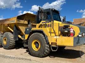 Komatsu HM400-2 - picture0' - Click to enlarge