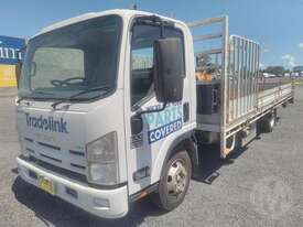 Isuzu NPR 300 - picture1' - Click to enlarge