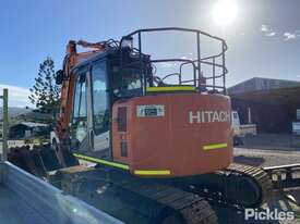 2015 Hitachi ZX135US-3 - picture2' - Click to enlarge