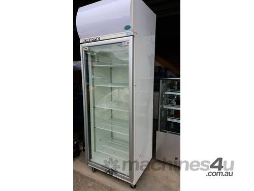 SKOPE SINGLE DOOR DRINKS FRIDGE