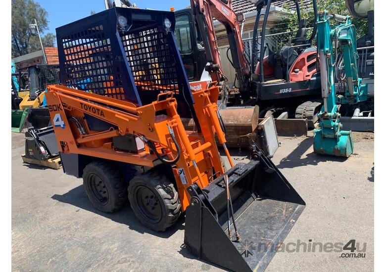 Toyota SDK4 Skid Steer Loader