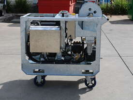 24HP Diesel Pressure Washer  - picture2' - Click to enlarge