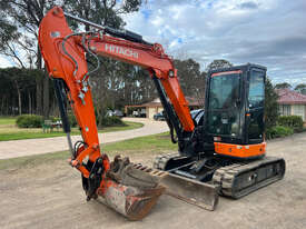 Hitachi ZX55 Tracked-Excav Excavator - picture0' - Click to enlarge