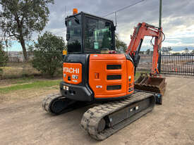 Hitachi ZX55 Tracked-Excav Excavator - picture2' - Click to enlarge