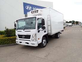 HYUNDAI EX6 - picture0' - Click to enlarge