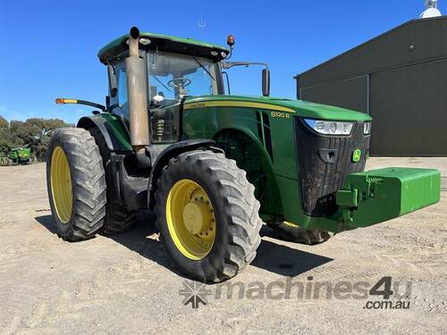 John Deere 8320R