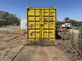 20ft Bunded Side Load Container and Contents - picture2' - Click to enlarge