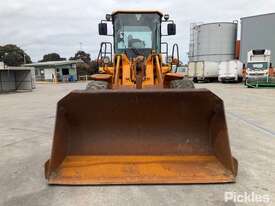 2006 Hyundai HL757-7 Articulated Wheeled Loader - picture0' - Click to enlarge