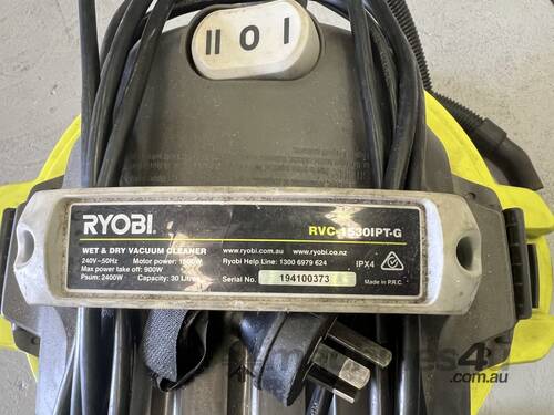 Ryobi Wet and Dry Vacuum