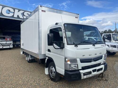 2021 Fuso Canter 515 White Pantech 3.0l 4x2