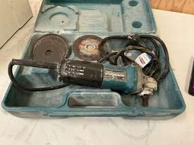 Makita Corded Angle Grinder - picture0' - Click to enlarge