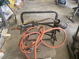 LPG Burner and Regulator with Gas Bottle Stand - picture0' - Click to enlarge